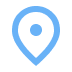 Une simple épingle à nourrice bleue sur fond noir, couramment utilisée pour indiquer un lieu ou un endroit sur des cartes numériques.